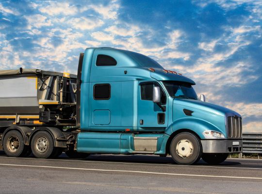 Top Safety Practices Every Long-Haul Truck Driver Should Follow